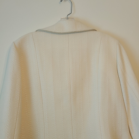 Lizpalm | Women's Cream Pea Coat (Size Medium) - Picture 13 of 15